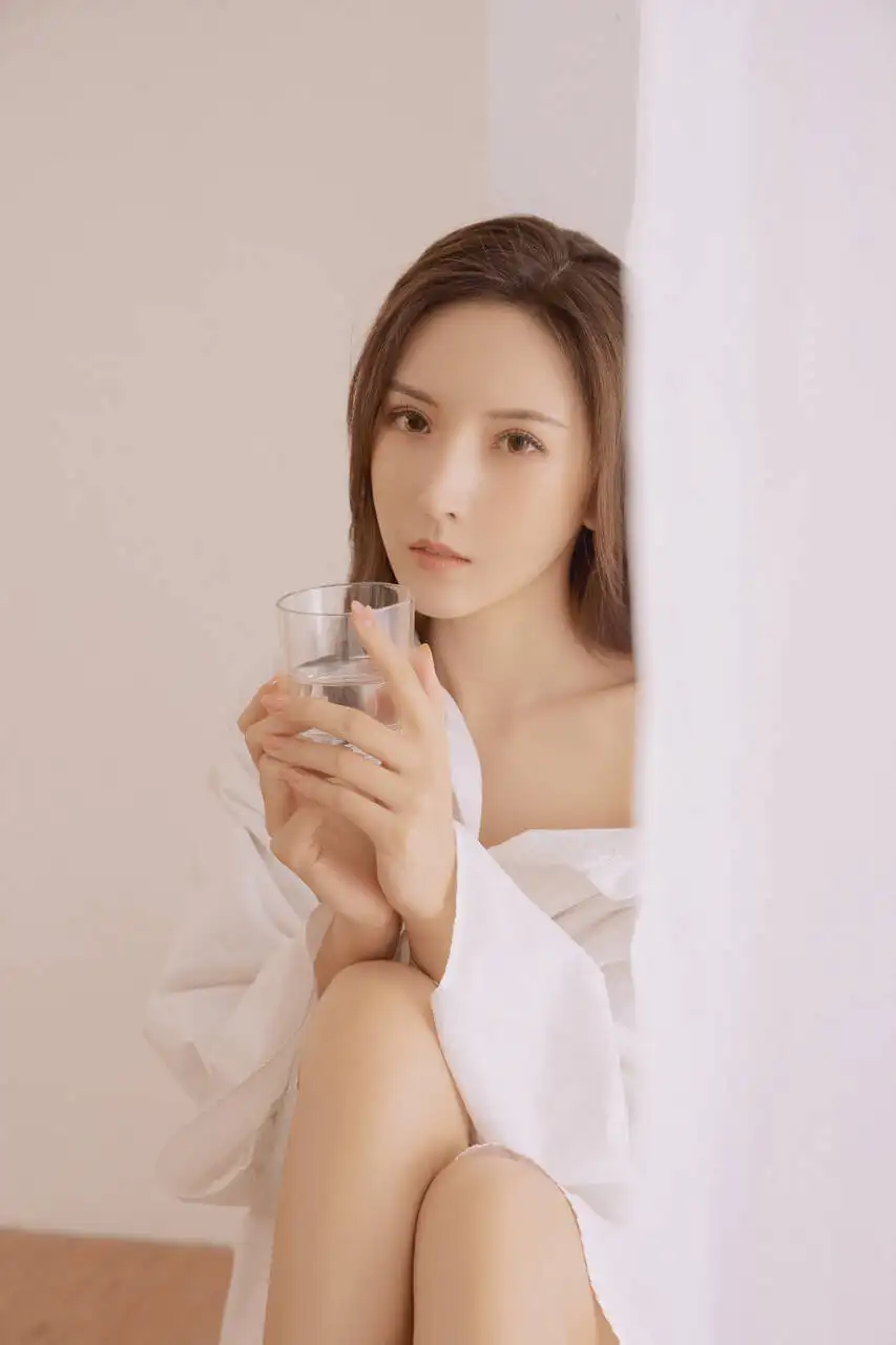 图木舒克贵阳私人伴游幼师费费子