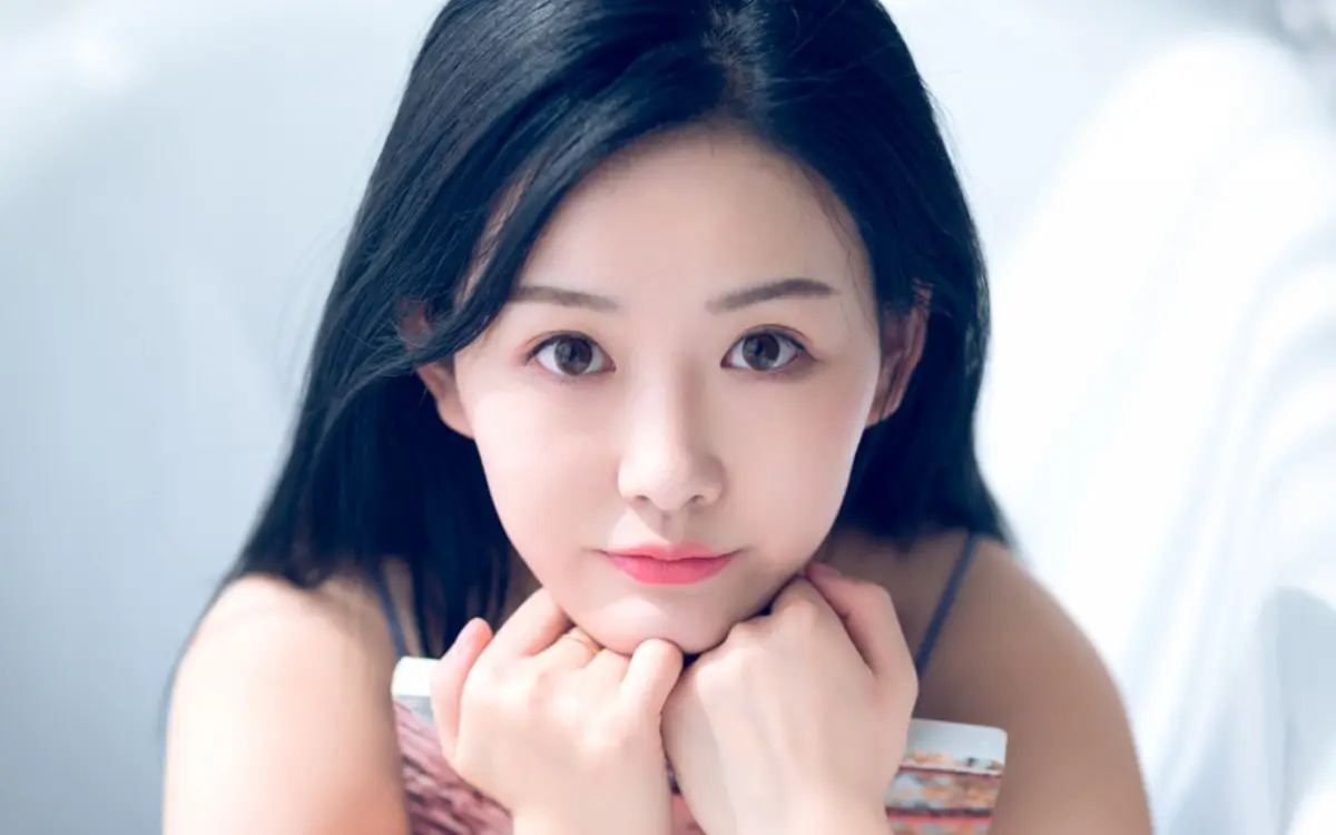 图木舒克哈尔滨私人伴游燕子