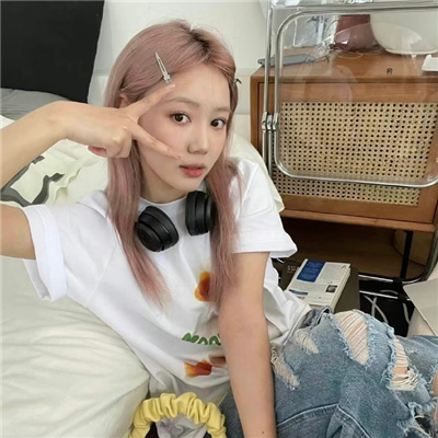 图木舒克伴游女生左惜筠的资料