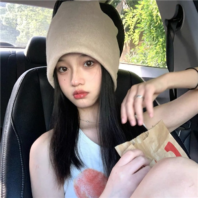 图木舒克伴游女生丛河灵的资料